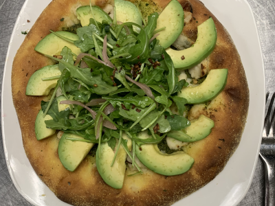 The on-trend vegan California Avocado Pizza demonstrated the versatility of the fruit at the MEG event. 