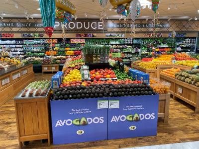 California avocados were front and center in Mollie Stone’s produce departments in the weeks leading up to and including Cinco de Mayo.