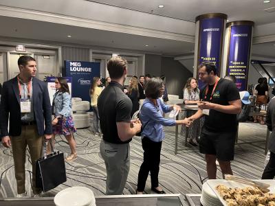 The CAC team met with MEG conference attendees to discuss the unique qualities and value of California avocados. 